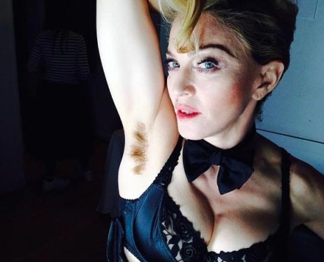 Мадонна шокировала своих поклонников подмышками (фото)