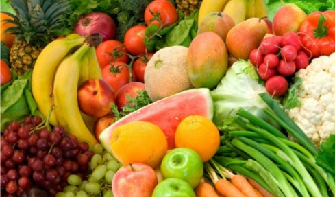 Весенние овощи и фрукты: больше пользы или вреда?